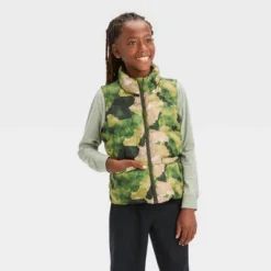 Boys' Puffer Vest - All In Motion™ Olive Green -All In Motion GUEST 1d23d9c9 623e 4ee8 90cf eced5a50347b