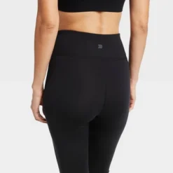 Women's Contour Power Waist High-Rise Capri Leggings 20" - All In Motion™ Black -All In Motion GUEST 77ce72bf d891 4507 ae64 cf7bdd6879c0