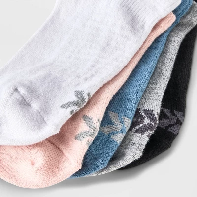 Women's Lightweight Mesh Striped L-Band 6+1 Bonus Pack No Show Athletic Socks - All In Motion™ Pink/Blue/Gray/White 4-10 4 Women's Lightweight Mesh Striped L-Band 6+1 Bonus Pack No Show Athletic Socks - All In Motion™ Pink/Blue/Gray/White 4-10 - Image 2