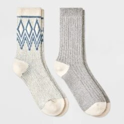 Women's 2pk Lightweight Super Soft Fair Isle Diamond Crew Socks - All In Motion™ 4-10 -All In Motion GUEST d5200e39 5b4b 4123 9c35 e67704ac95d3